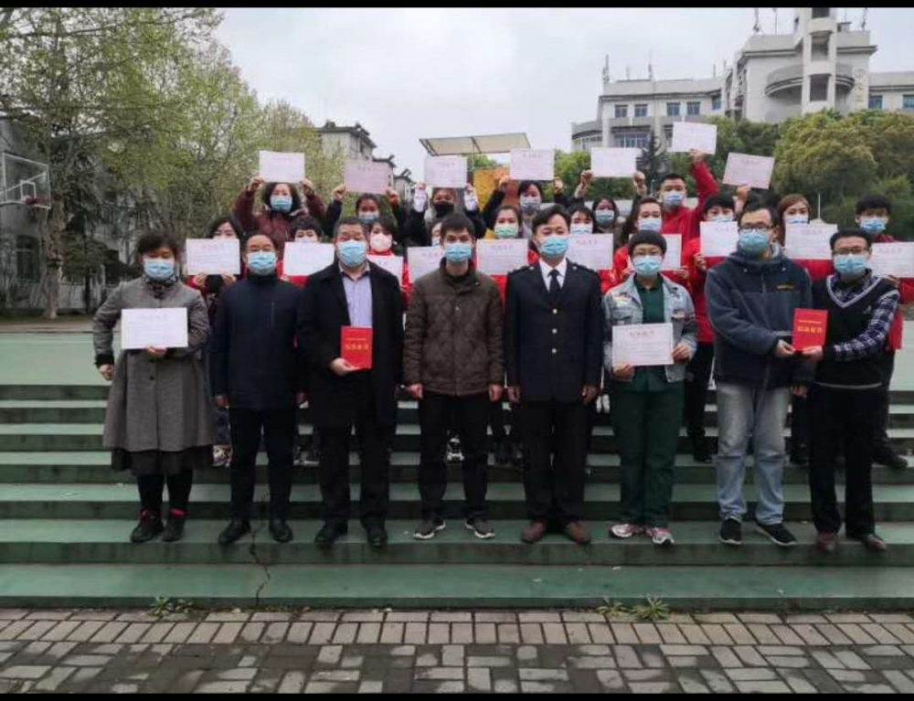 华夏康复驿站参战医护人员合影
